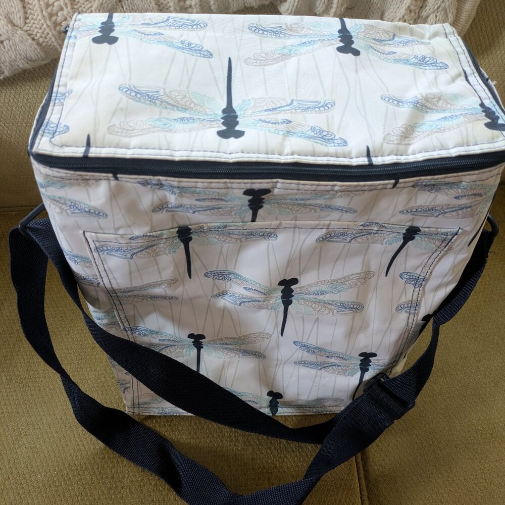 GUC Thirty One zip top cooler tote Rare dragonfly print